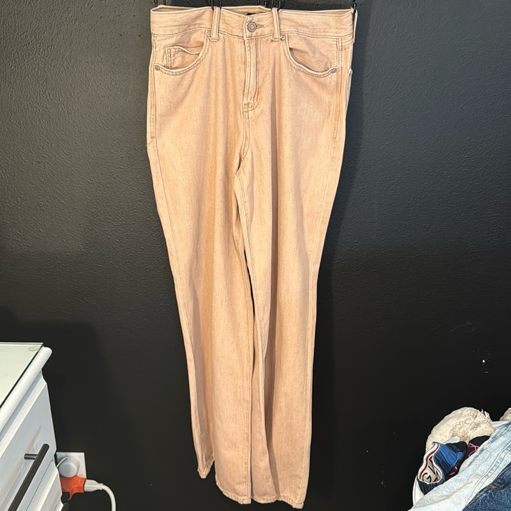 Size 5 tan wide leg jean, true to size